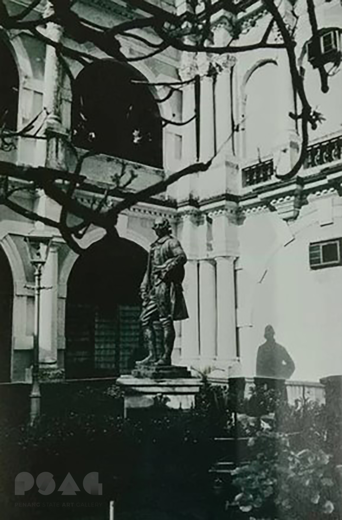 Statue of Captain Francis Light At The Entrance of Penang Museum